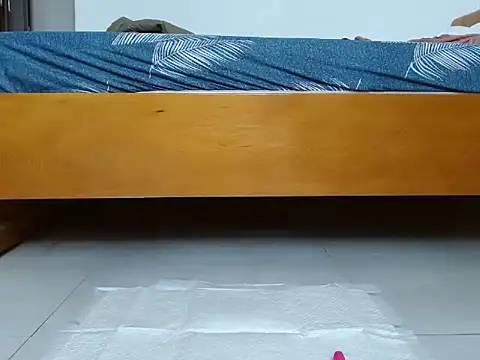 Snapshot of Boiboi2x chatting on February 5, 2026, 4:06 am Boiboi2x online show from February 5, 2026, 4:06 am