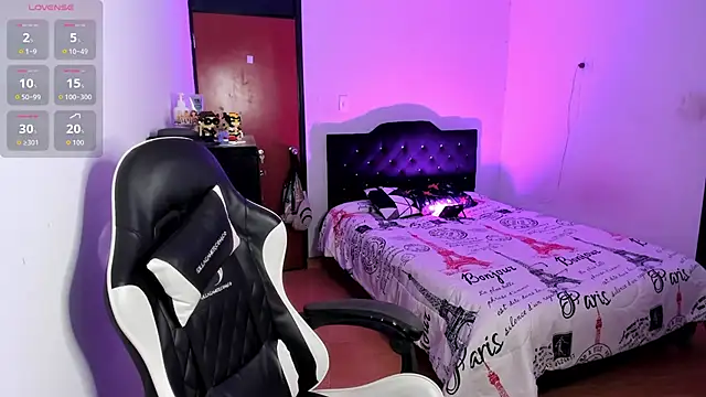 Snapshot of Theo_Rowan chatting on January 11, 2026, 10:53 am Theo Rowan online show from January 11, 2026, 10:53 am