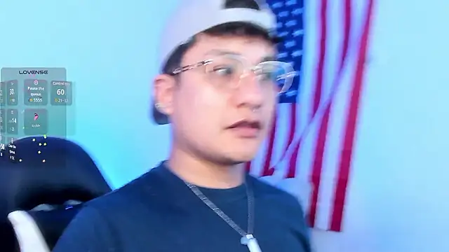 Snapshot of Theo_Rowan chatting on February 12, 2026, 8:04 pm Theo Rowan online show from February 12, 2026, 8:04 pm