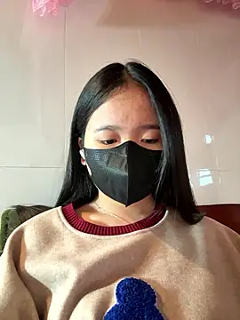 Snapshot of Gwen879 chatting on January 12, 2026, 1:11 am Gwen879 online show from January 12, 2026, 1:11 am