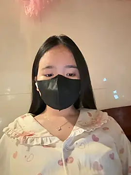 Gwen879 online show from February 9, 2026, 1:09 am