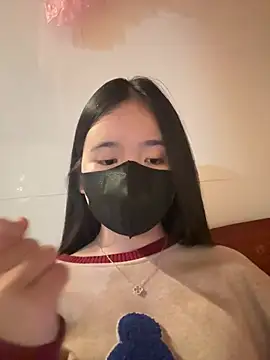 Gwen879 online show from March 15, 2026, 12:33 pm