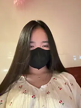 Gwen879 online show from March 16, 2026, 11:20 pm