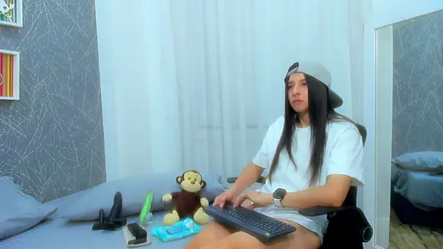 Snapshot of ViictoriiaSaenz chatting on February 21, 2026, 3:51 am ViictoriiaSaenz online show from February 21, 2026, 3:51 am