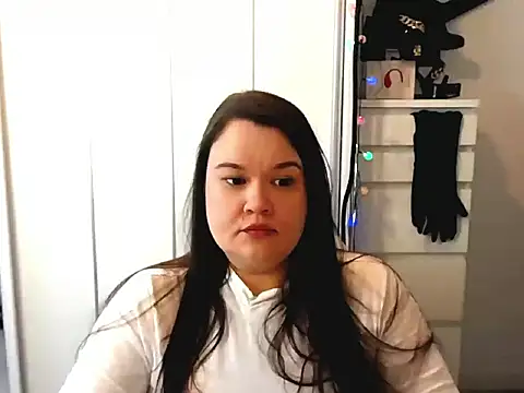 HollyDanceSoul online show from February 24, 2026, 8:23 am