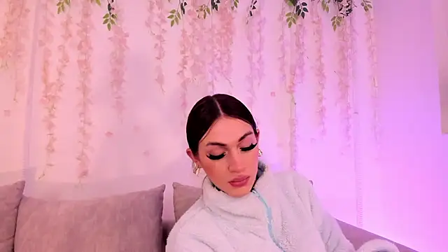 lizz lunna online show from February 27, 2026, 9:26 pm