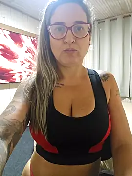 Snapshot of bellafortune69 chatting on April 16, 2026, 11:55 am bellafortune69 online show from April 16, 2026, 11:55 am