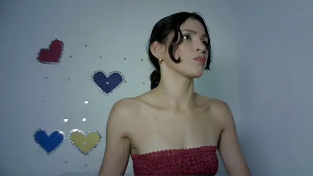 Mia Suarez7 online show from May 29, 2026, 1:47 am