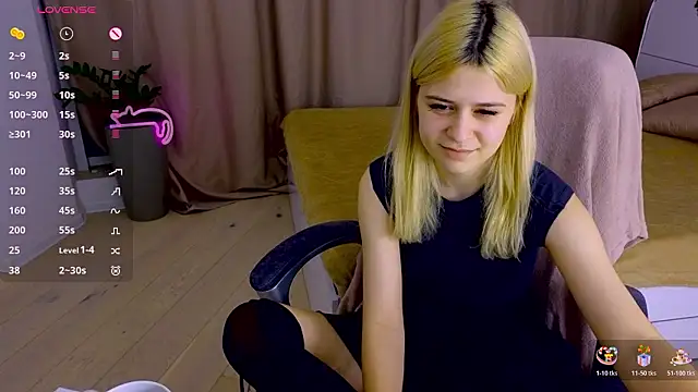 Snapshot of ApheliaStar chatting on February 4, 2026, 4:02 pm ApheliaStar online show from February 4, 2026, 4:02 pm