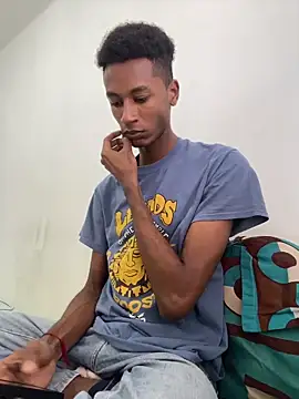 twink gabrielll online show from June 17, 2026, 5:25 pm