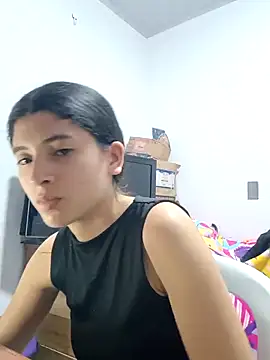 honeyhotgirl19 online show from February 22, 2026, 3:07 am