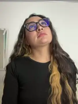 Diosa lunar1 online show from April 16, 2026, 3:07 am