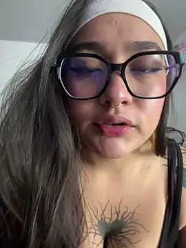 Diosa lunar1 online show from May 20, 2026, 11:11 pm