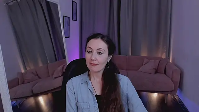 Snapshot of Juliet_Jamess chatting on January 15, 2026, 1:37 pm Juliet Jamess online show from January 15, 2026, 1:37 pm