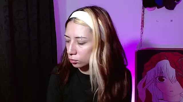 Snapshot of kittymiauu444 chatting on July 8, 2026, 2:49 am kittymiauu444 online show from July 8, 2026, 2:49 am