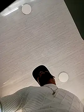 Dante Knox online show from April 3, 2026, 4:38 pm