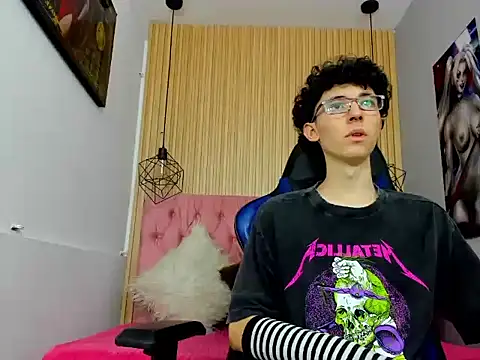 Syriussz online show from February 23, 2026, 7:22 pm