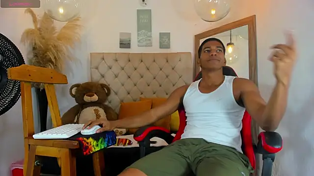 Snapshot of noah_sthone chatting on January 17, 2026, 3:11 am noah sthone online show from January 17, 2026, 3:11 am