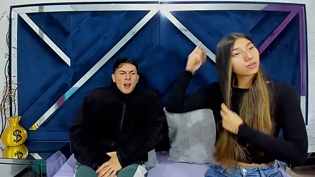 ScarlettAndLucas online show from February 1, 2026, 12:48 pm