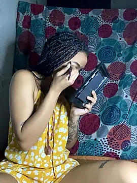 Snapshot of Meriida chatting on April 11, 2026, 5:45 am Meriida online show from April 11, 2026, 5:45 am