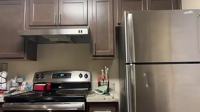 blondebunny999 999 online show from February 24, 2026, 2:09 am