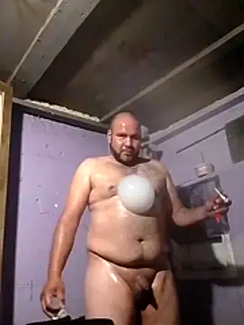 Guanatos13 online show from March 14, 2026, 3:56 am