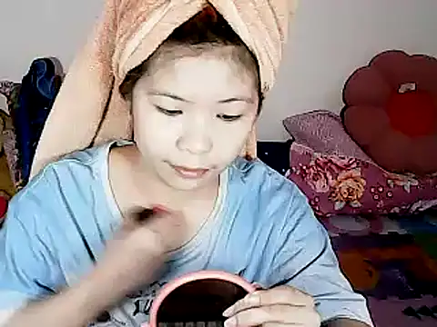 xxhotamizinggirl online show from March 8, 2026, 1:48 pm