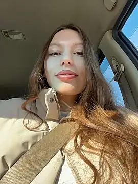 LeiaMood online show from February 15, 2026, 5:04 am