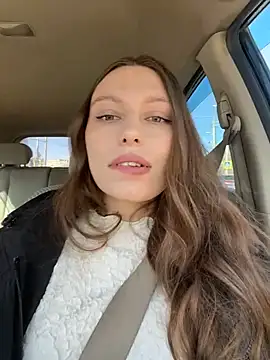 LeiaMood online show from April 10, 2026, 5:12 am