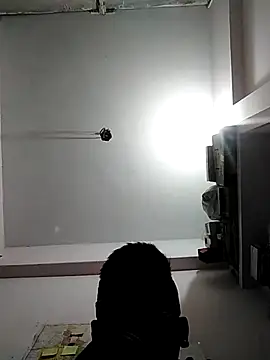 Snapshot of Mafiya0102 chatting on February 7, 2026, 1:04 pm Mafiya0102 online show from February 7, 2026, 1:04 pm