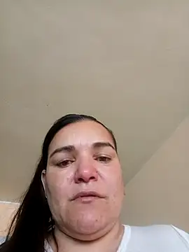 Snapshot of lee_hot chatting on January 14, 2026, 1:06 pm lee hot online show from January 14, 2026, 1:06 pm