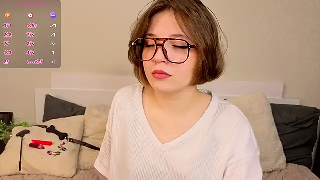 Next2Marie online show from March 15, 2026, 5:02 am