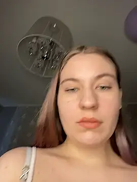 Snapshot of MargoXoki chatting on February 16, 2026, 11:06 am MargoXoki online show from February 16, 2026, 11:06 am