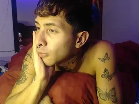 Snapshot of pol_lu chatting on January 15, 2026, 8:12 pm pol lu online show from January 15, 2026, 8:12 pm