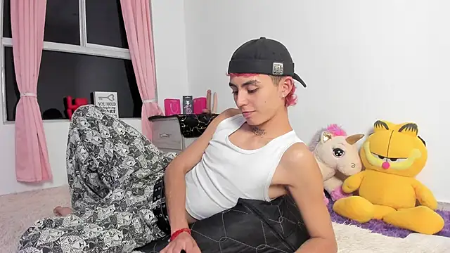 Maiky Cooper01 online show from February 25, 2026, 12:42 am