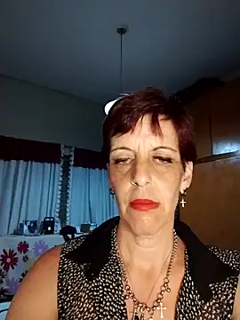 Juguetonafogosa5 online show from March 5, 2026, 12:06 am