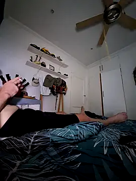 Snapshot of He_onlycum chatting on February 26, 2026, 9:47 pm He onlycum online show from February 26, 2026, 9:47 pm