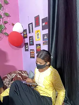 Snapshot of MissHermione2 chatting on February 20, 2026, 5:13 pm MissHermione2 online show from February 20, 2026, 5:13 pm