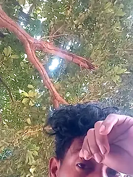 javi182025 online show from February 11, 2026, 3:50 pm