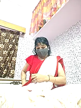 Priyaji7575 online show from February 11, 2026, 5:45 am