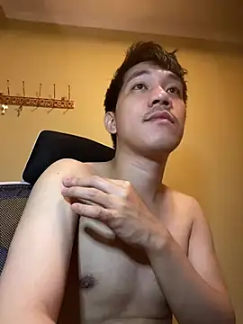 Snapshot of asian_guy67 chatting on January 15, 2026, 6:18 am asian guy67 online show from January 15, 2026, 6:18 am