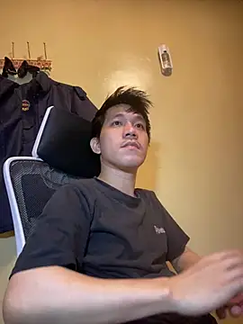 Snapshot of asian_guy67 chatting on February 1, 2026, 2:37 pm asian guy67 online show from February 1, 2026, 2:37 pm