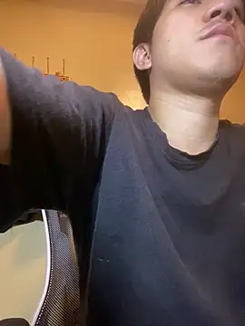 Snapshot of asian_guy67 chatting on February 15, 2026, 2:47 pm asian guy67 online show from February 15, 2026, 2:47 pm