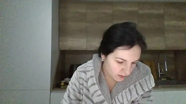 Snapshot of HollySecret77 chatting on February 15, 2026, 2:47 pm HollySecret77 online show from February 15, 2026, 2:47 pm