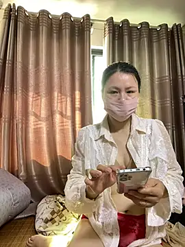 Snapshot of Sini-ii chatting on April 10, 2026, 1:11 am Sini-ii online show from April 10, 2026, 1:11 am