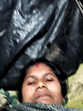 Snapshot of Hot_di97 chatting on February 16, 2026, 7:43 pm Hot di97 online show from February 16, 2026, 7:43 pm