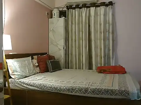 Snapshot of SASSY_AANNUU chatting on June 24, 2026, 9:03 pm SASSY AANNUU online show from June 24, 2026, 9:03 pm