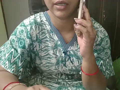 Snapshot of Adaa7 chatting on April 29, 2026, 8:04 pm Adaa7 online show from April 29, 2026, 8:04 pm