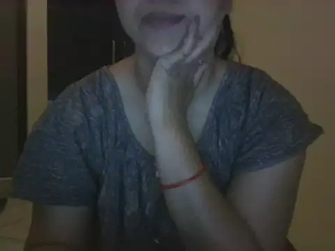 Snapshot of Adaa7 chatting on May 2, 2026, 9:47 am Adaa7 online show from May 2, 2026, 9:47 am
