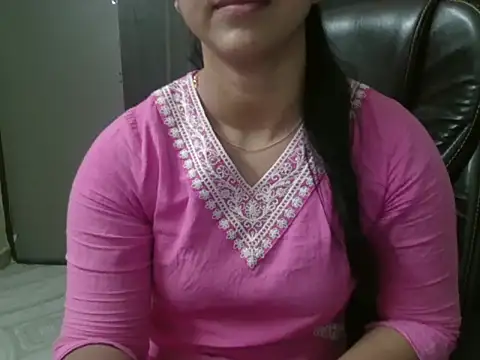Snapshot of Adaa7 chatting on May 10, 2026, 9:25 am Adaa7 online show from May 10, 2026, 9:25 am